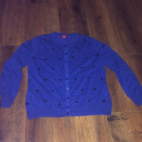 Merona Sweaters - 💥5/$13💥EUC Merona button up light weight sweater